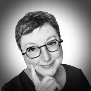 Meet your Posher, Liz